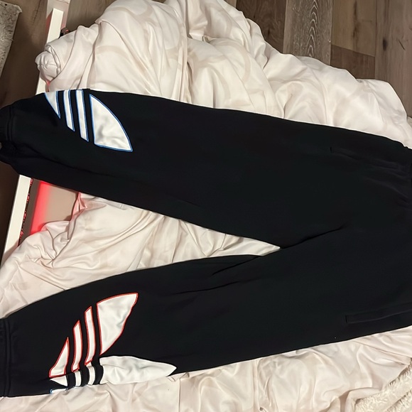 black adidas sweat pants M - Picture 3 of 4